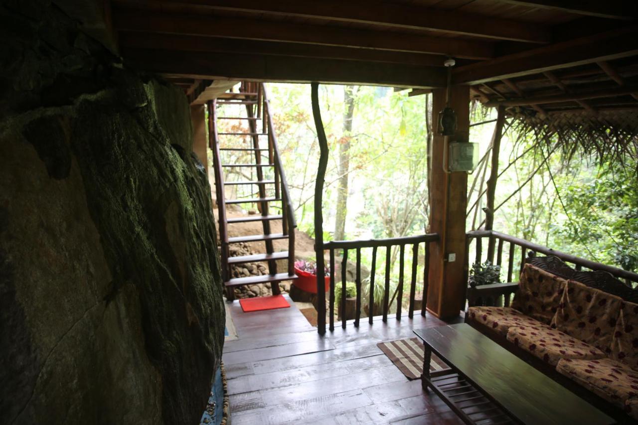 Jungle Face Inn Элла Экстерьер фото