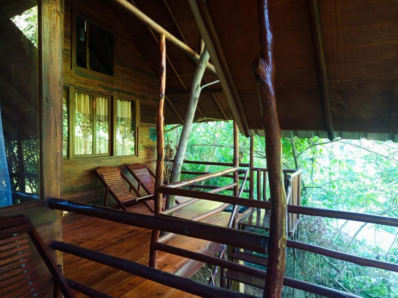 Jungle Face Inn Элла Экстерьер фото