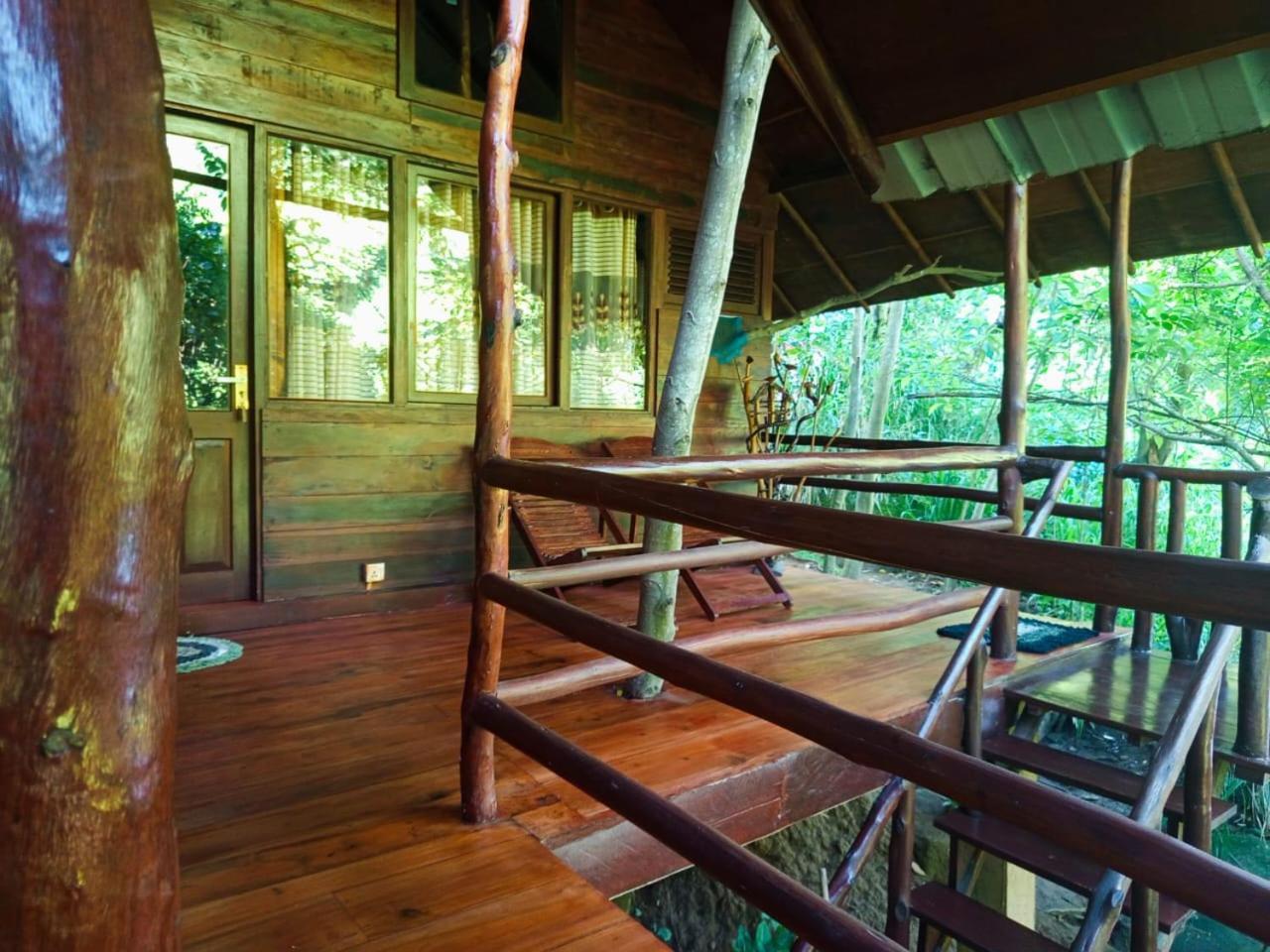 Jungle Face Inn Элла Экстерьер фото